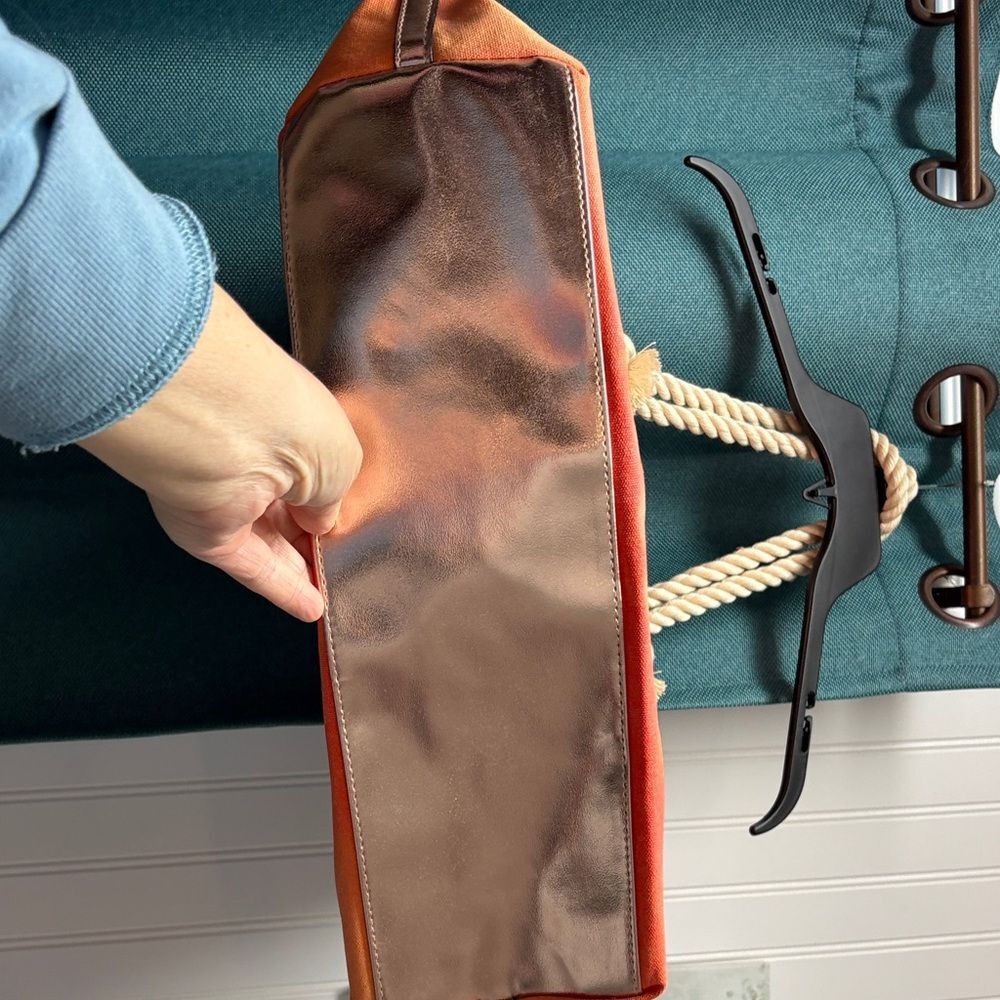 Victoria's Secret Coral and Peach Tote Bag - Picture 4 of 5